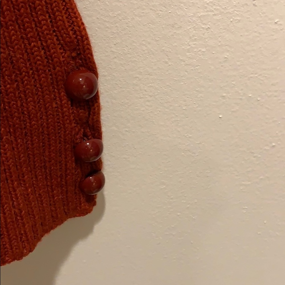Sweater - Picture 3 of 4